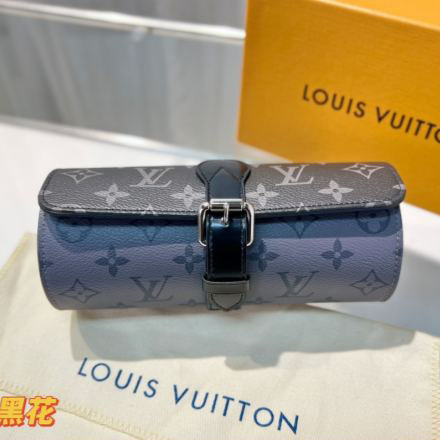 repliche,replica,perfette,siti di,affidabili,migliori siti,dove comprare,1:1,scarpe da ginnastica 23/Louis Vuitton Classic Confezione da 3 orologi