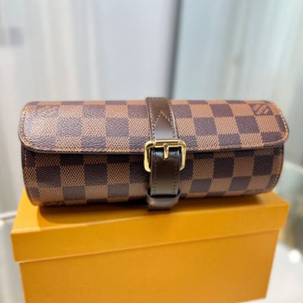 repliche,replica,perfette,siti di,affidabili,migliori siti,dove comprare,1:1,scarpe da ginnastica 23/Louis Vuitton Classic Confezione da 3 orologi