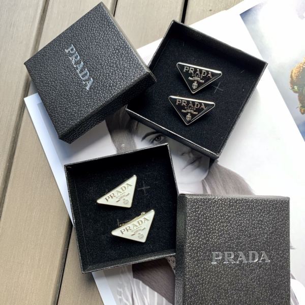 【2 pezzi】 Fermaglio per capelli a molla con logo in metallo classico a triangolo rovesciato più venduto da banco Prada