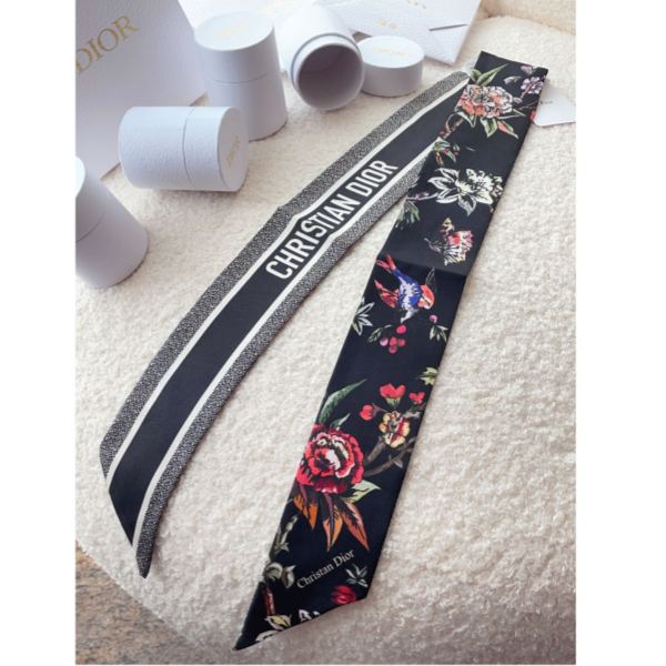 repliche,replica,perfette,siti di,affidabili,migliori siti,dove comprare,1:1,scarpe da ginnastica 23/Dior crea un look unico ma familiare