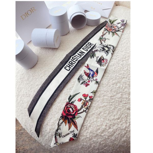 repliche,replica,perfette,siti di,affidabili,migliori siti,dove comprare,1:1,scarpe da ginnastica 23/Dior crea un look unico ma familiare