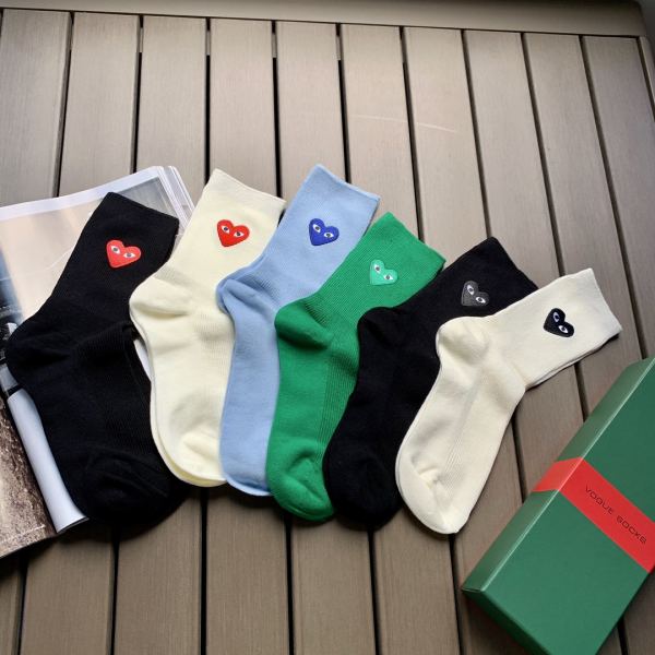 repliche,replica,perfette,siti di,affidabili,migliori siti,dove comprare,1:1,scarpe da ginnastica 23/6 paia Kubo Rei PLAY Calzini a tubo medio in cotone con design in tinta Sichuan