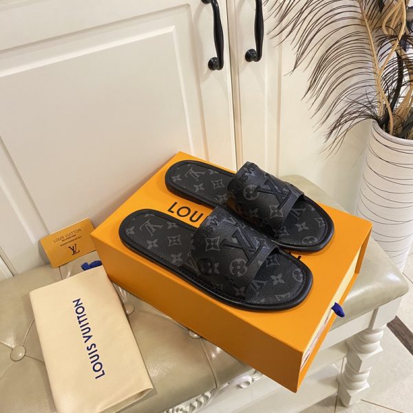 23/Louis Vuitton nuove pantofole casual per gli amanti