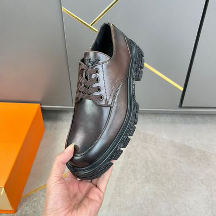 23/Louis Vuitton nuove scarpe in pelle da uomo