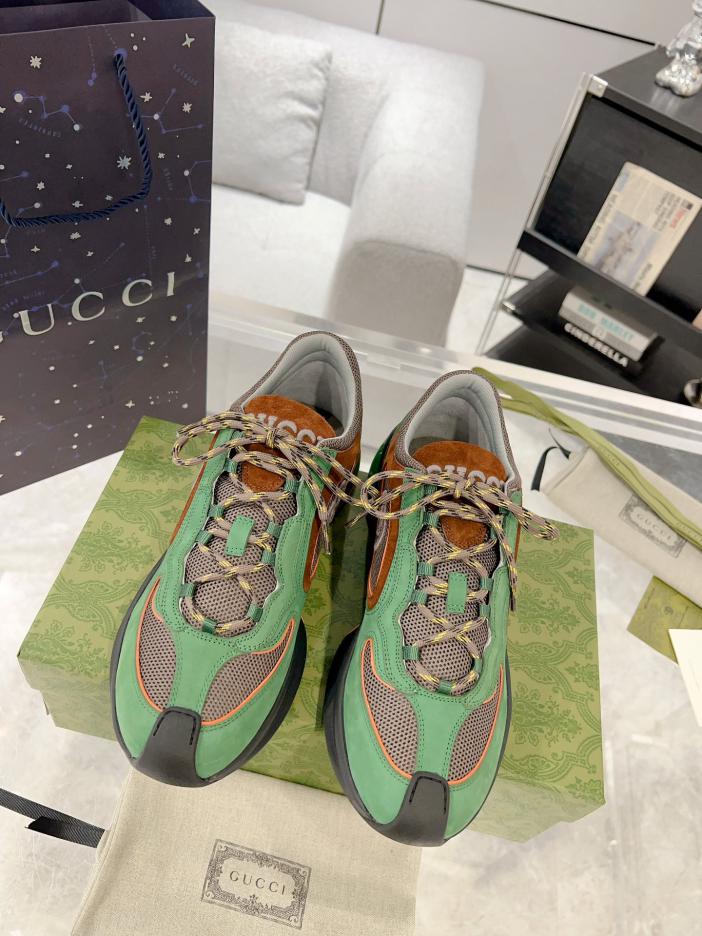 repliche,replica,perfette,siti di,affidabili,migliori siti,dove comprare,1:1,scarpe da ginnastica Sneakers da coppia della serie Run di Gucci repliche,replica,perfette,siti di,affidabili,migliori siti,dove comprare,1:1,scarpe da ginnastica Sneakers da coppia della serie Run di Gucci