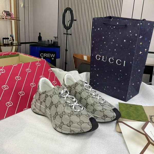 Versione top, riproduzione assoluta della tavola originale spaccata