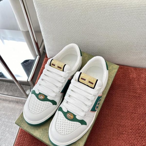 Scarpe bianche con tessitura della nuova serie Gucci ss24 di alta qualità