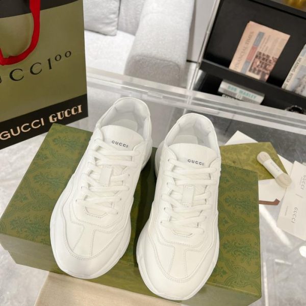 repliche,replica,perfette,siti di,affidabili,migliori siti,dove comprare,1:1,scarpe da ginnastica Coppia di scarpe Gucci per papà