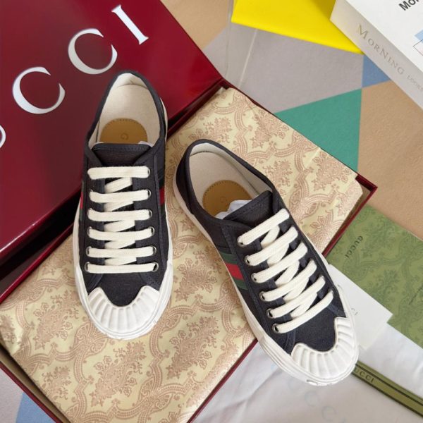 repliche,replica,perfette,siti di,affidabili,migliori siti,dove comprare,1:1,scarpe da ginnastica Nuova serie Gucci Lido del 2024