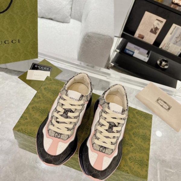 repliche,replica,perfette,siti di,affidabili,migliori siti,dove comprare,1:1,scarpe da ginnastica Ci sono troppe nuove versioni di abbinamenti di colori delle scarpe da papà Gucci sul mercato