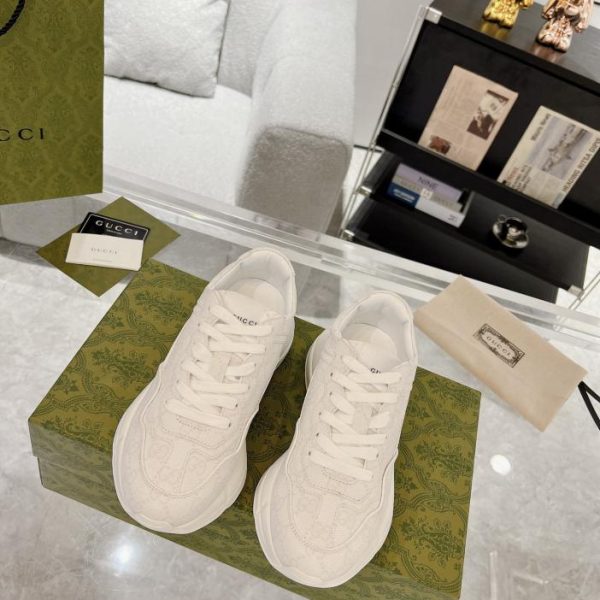 repliche,replica,perfette,siti di,affidabili,migliori siti,dove comprare,1:1,scarpe da ginnastica Ci sono troppe nuove versioni di abbinamenti di colori delle scarpe da papà Gucci sul mercato