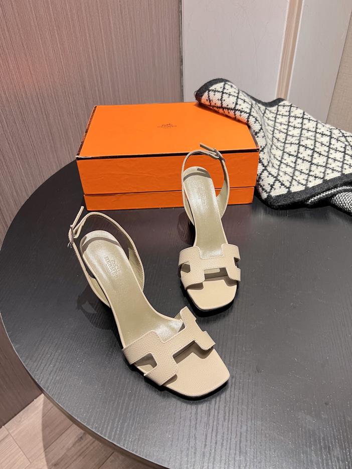 repliche,replica,perfette,siti di,affidabili,migliori siti,dove comprare,1:1,scarpe da ginnastica Sandali tacco alto di Hermès repliche,replica,perfette,siti di,affidabili,migliori siti,dove comprare,1:1,scarpe da ginnastica Sandali tacco alto di Hermès