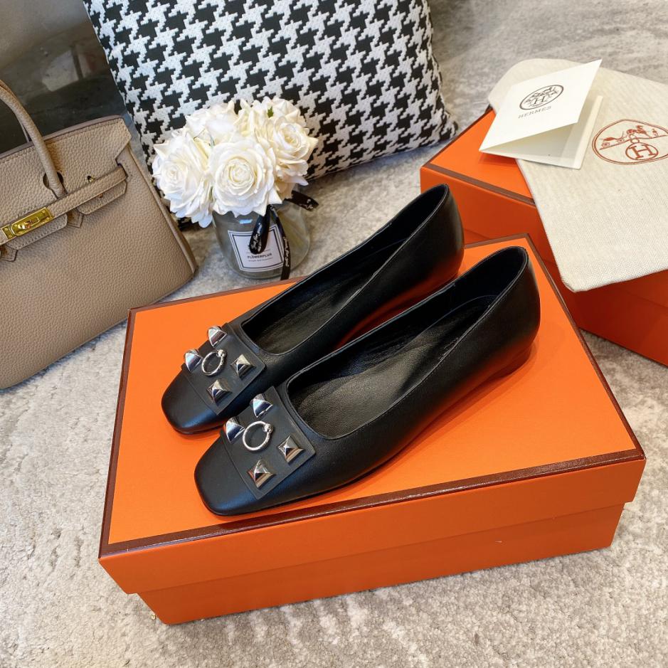 repliche,replica,perfette,siti di,affidabili,migliori siti,dove comprare,1:1,scarpe da ginnastica Hermes/22s scarpe basse con rivetti nuove dell’inizio della primavera repliche,replica,perfette,siti di,affidabili,migliori siti,dove comprare,1:1,scarpe da ginnastica Hermes/22s scarpe basse con rivetti nuove dell’inizio della primavera