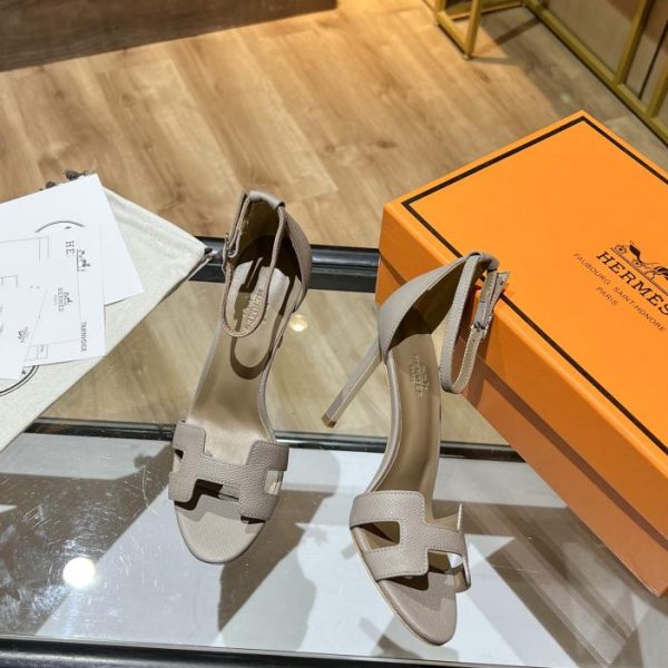 repliche,replica,perfette,siti di,affidabili,migliori siti,dove comprare,1:1,scarpe da ginnastica Sandali tacco alto di Hermès con tacco alto