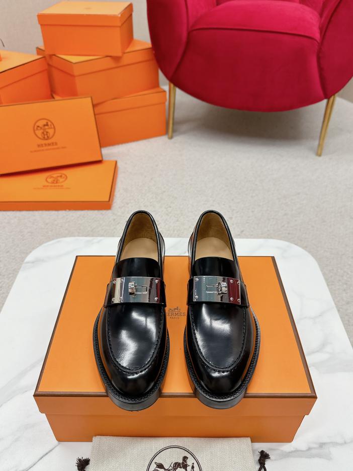 repliche,replica,perfette,siti di,affidabili,migliori siti,dove comprare,1:1,scarpe da ginnastica L’ultimo intoppo di Herme, i mocassini caldi repliche,replica,perfette,siti di,affidabili,migliori siti,dove comprare,1:1,scarpe da ginnastica L’ultimo intoppo di Herme, i mocassini caldi