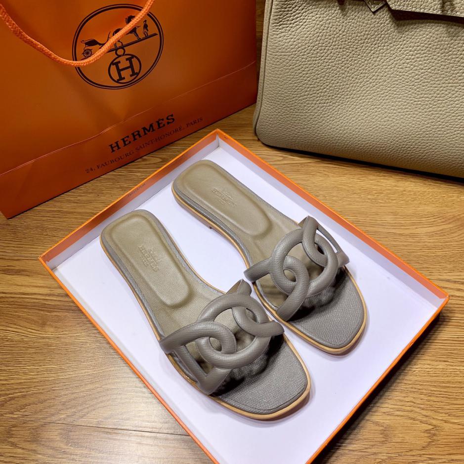 repliche,replica,perfette,siti di,affidabili,migliori siti,dove comprare,1:1,scarpe da ginnastica Pantofole classiche con naso di maiale Hermes/Hermes repliche,replica,perfette,siti di,affidabili,migliori siti,dove comprare,1:1,scarpe da ginnastica Pantofole classiche con naso di maiale Hermes/Hermes