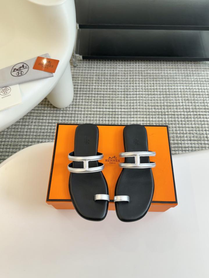 repliche,replica,perfette,siti di,affidabili,migliori siti,dove comprare,1:1,scarpe da ginnastica HERME2024 infradito nuovo stile primaverili ed estivi repliche,replica,perfette,siti di,affidabili,migliori siti,dove comprare,1:1,scarpe da ginnastica HERME2024 infradito nuovo stile primaverili ed estivi