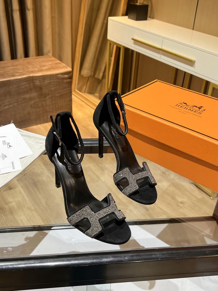 repliche,replica,perfette,siti di,affidabili,migliori siti,dove comprare,1:1,scarpe da ginnastica Sandali tacco alto di Hermès con tacco alto repliche,replica,perfette,siti di,affidabili,migliori siti,dove comprare,1:1,scarpe da ginnastica Sandali tacco alto di Hermès con tacco alto