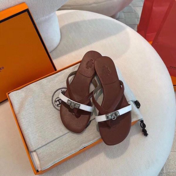 repliche,replica,perfette,siti di,affidabili,migliori siti,dove comprare,1:1,scarpe da ginnastica Infradito con fibbia Hermes serie resort CDC, infradito semplici e avanzate