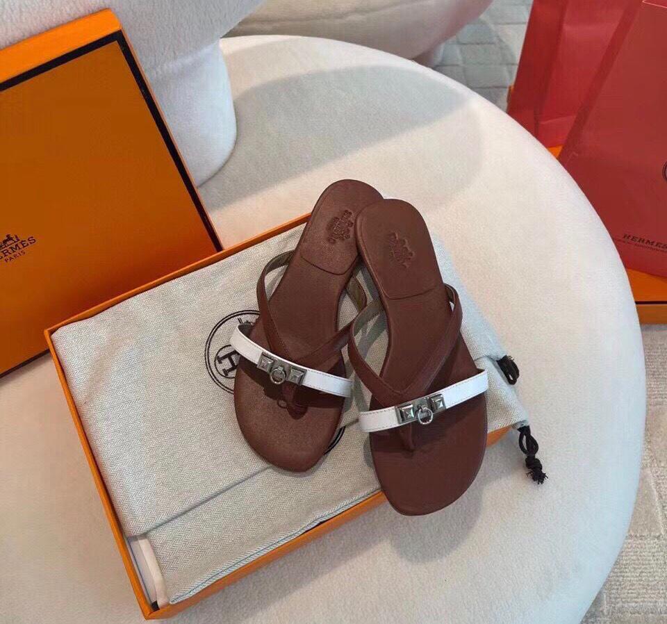repliche,replica,perfette,siti di,affidabili,migliori siti,dove comprare,1:1,scarpe da ginnastica Infradito con fibbia Hermes serie resort CDC, infradito semplici e avanzate repliche,replica,perfette,siti di,affidabili,migliori siti,dove comprare,1:1,scarpe da ginnastica Infradito con fibbia Hermes serie resort CDC, infradito semplici e avanzate