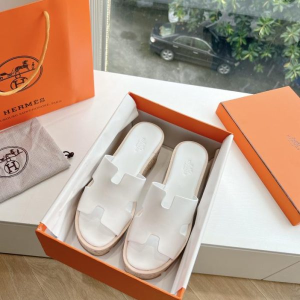 repliche,replica,perfette,siti di,affidabili,migliori siti,dove comprare,1:1,scarpe da ginnastica Versione alta 2024 primavera ed estate nuovo contatore HERMES nuovi sandali e ciabatte