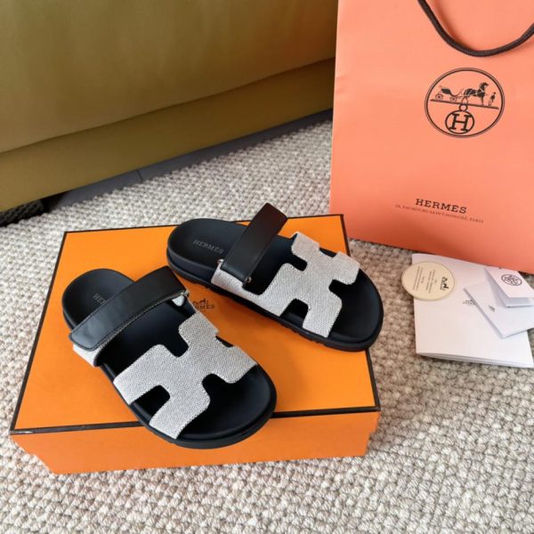 repliche,replica,perfette,siti di,affidabili,migliori siti,dove comprare,1:1,scarpe da ginnastica Versione top dei classici sandali pigri del secondo zio di Hermes