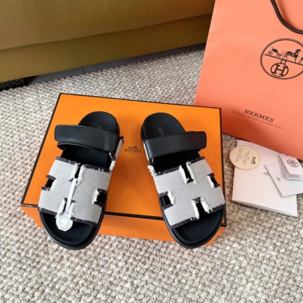 repliche,replica,perfette,siti di,affidabili,migliori siti,dove comprare,1:1,scarpe da ginnastica Versione top dei classici sandali pigri del secondo zio di Hermes