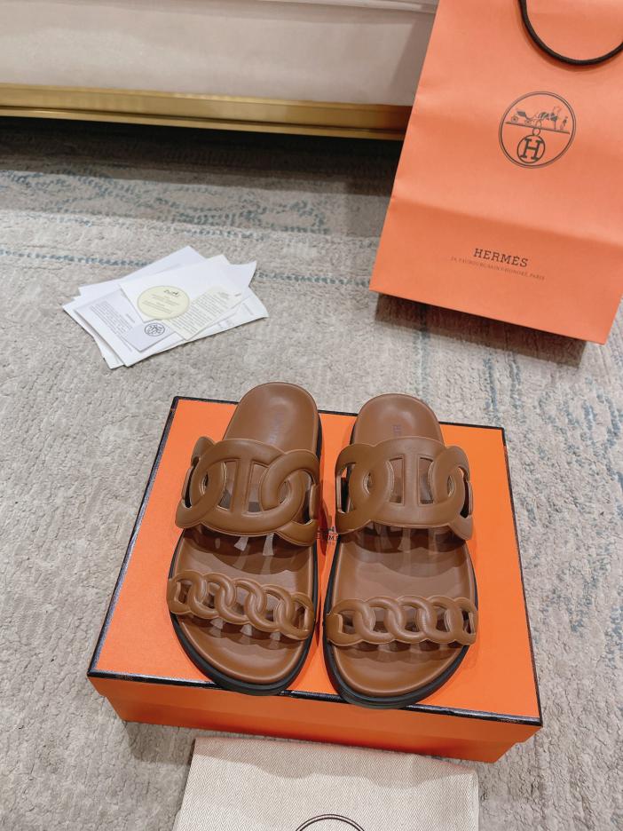 repliche,replica,perfette,siti di,affidabili,migliori siti,dove comprare,1:1,scarpe da ginnastica HERMERS nuove pantofole paio di catenelle con naso di maiale repliche,replica,perfette,siti di,affidabili,migliori siti,dove comprare,1:1,scarpe da ginnastica HERMERS nuove pantofole paio di catenelle con naso di maiale