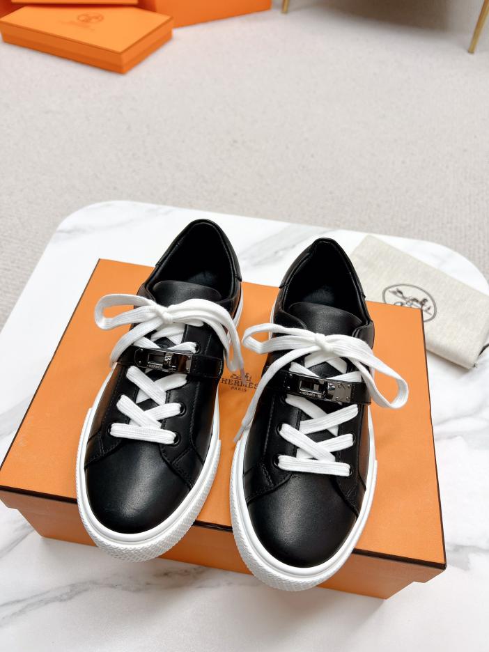 repliche,replica,perfette,siti di,affidabili,migliori siti,dove comprare,1:1,scarpe da ginnastica La fibbia della scarpa Kelly di Herme repliche,replica,perfette,siti di,affidabili,migliori siti,dove comprare,1:1,scarpe da ginnastica La fibbia della scarpa Kelly di Herme