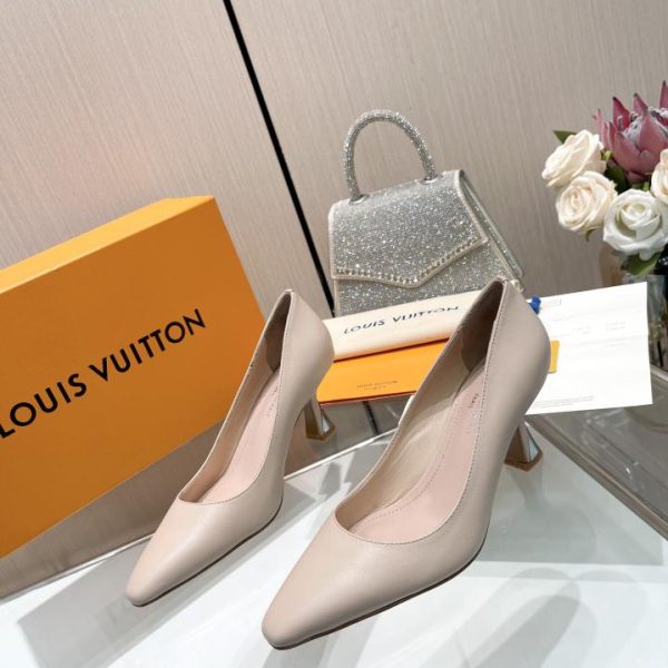 repliche,replica,perfette,siti di,affidabili,migliori siti,dove comprare,1:1,scarpe da ginnastica 2024 ultime LOUIS VUITTON contro le ultime scarpe da passerella