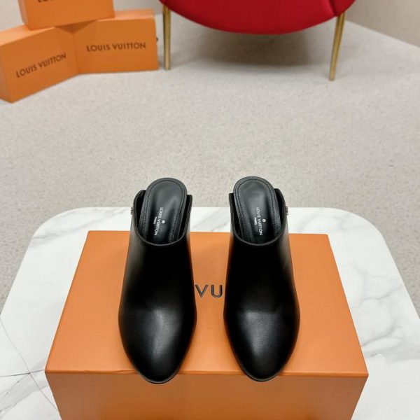 repliche,replica,perfette,siti di,affidabili,migliori siti,dove comprare,1:1,scarpe da ginnastica LOUIS VUITTON Sandali con tacco alto in cristallo con diamante Louis Vuitton