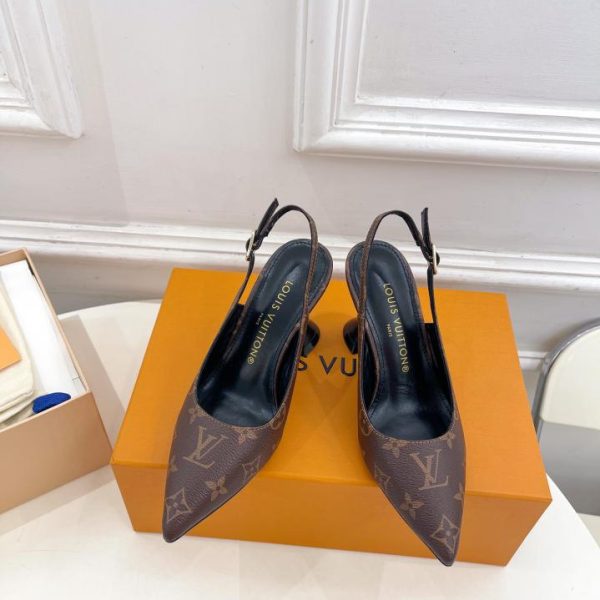 repliche,replica,perfette,siti di,affidabili,migliori siti,dove comprare,1:1,scarpe da ginnastica LOUIS VUITTON/2024 Inizio primavera Nuova versione top Sandali con tacco in vetro da vino a punta