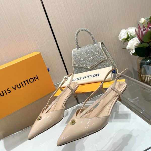 repliche,replica,perfette,siti di,affidabili,migliori siti,dove comprare,1:1,scarpe da ginnastica L’ultima LOUIS VUITTON contro le ultime scarpe da passerella