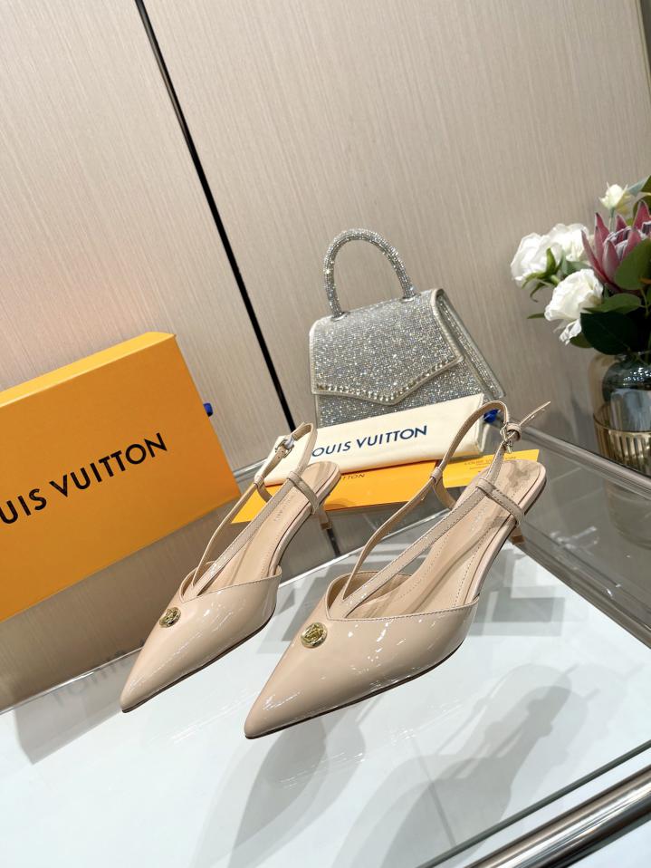 repliche,replica,perfette,siti di,affidabili,migliori siti,dove comprare,1:1,scarpe da ginnastica L’ultima LOUIS VUITTON contro le ultime scarpe da passerella repliche,replica,perfette,siti di,affidabili,migliori siti,dove comprare,1:1,scarpe da ginnastica L’ultima LOUIS VUITTON contro le ultime scarpe da passerella