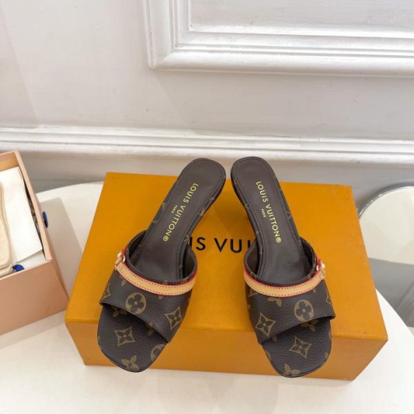 repliche,replica,perfette,siti di,affidabili,migliori siti,dove comprare,1:1,scarpe da ginnastica Pantofole in denim versione top 2024 LOUIS VUITTON