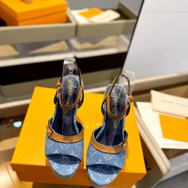 repliche,replica,perfette,siti di,affidabili,migliori siti,dove comprare,1:1,scarpe da ginnastica LOUIS VUITTON/2024 nuovi sandali in corda di canapa con suola spessa in stile passerella