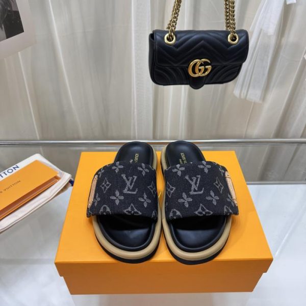 repliche,replica,perfette,siti di,affidabili,migliori siti,dove comprare,1:1,scarpe da ginnastica Il bancone LOUIS VUITTON/coppie presenta le ultime pantofole in denim