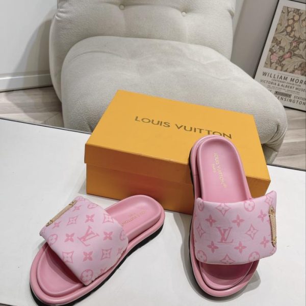 repliche,replica,perfette,siti di,affidabili,migliori siti,dove comprare,1:1,scarpe da ginnastica Il bancone LOUIS VUITTON/coppie presenta le ultime pantofole in denim
