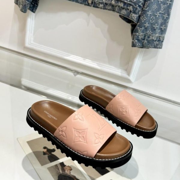 repliche,replica,perfette,siti di,affidabili,migliori siti,dove comprare,1:1,scarpe da ginnastica Il bancone LOUIS VUITTON/coppie presenta le ultime pantofole in rilievo