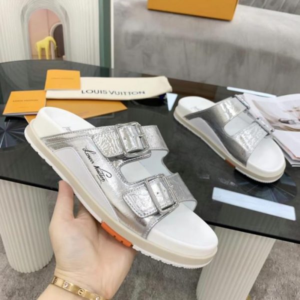 repliche,replica,perfette,siti di,affidabili,migliori siti,dove comprare,1:1,scarpe da ginnastica Aggiorna scheda, spegni la rete 11 per aprire lo stampo, coppia stile LOUIS VUITTON