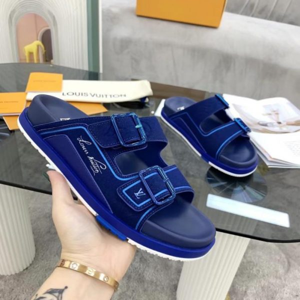 Aggiorna scheda, spegni la rete 11 per aprire lo stampo, coppia stile LOUIS VUITTON