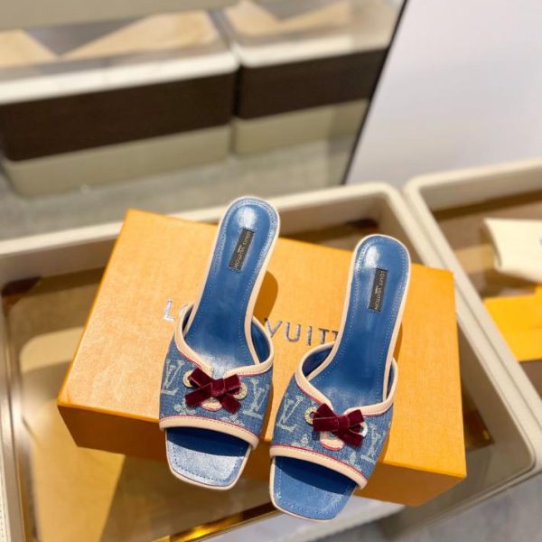 repliche,replica,perfette,siti di,affidabili,migliori siti,dove comprare,1:1,scarpe da ginnastica 2024/counter ultime pantofole da passerella