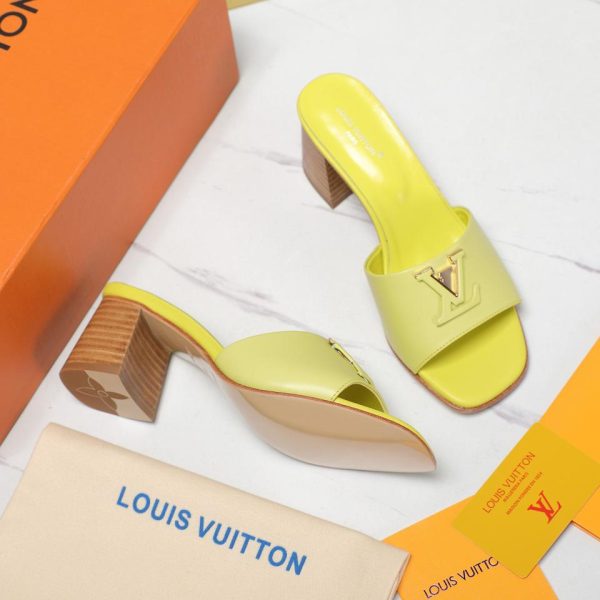 repliche,replica,perfette,siti di,affidabili,migliori siti,dove comprare,1:1,scarpe da ginnastica 2024/counter ultime pantofole da passerella