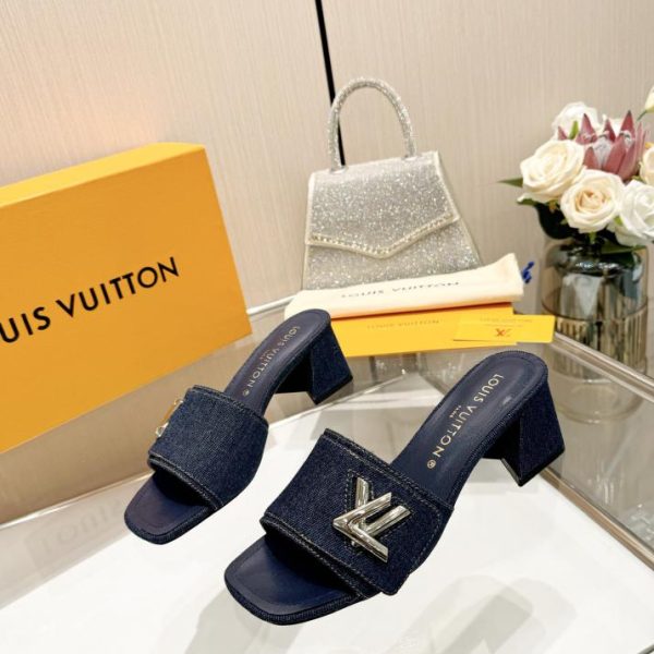 LOUIS VUITTON primavera ed estate contro l'ultima serie di passerelle sul sito ufficiale