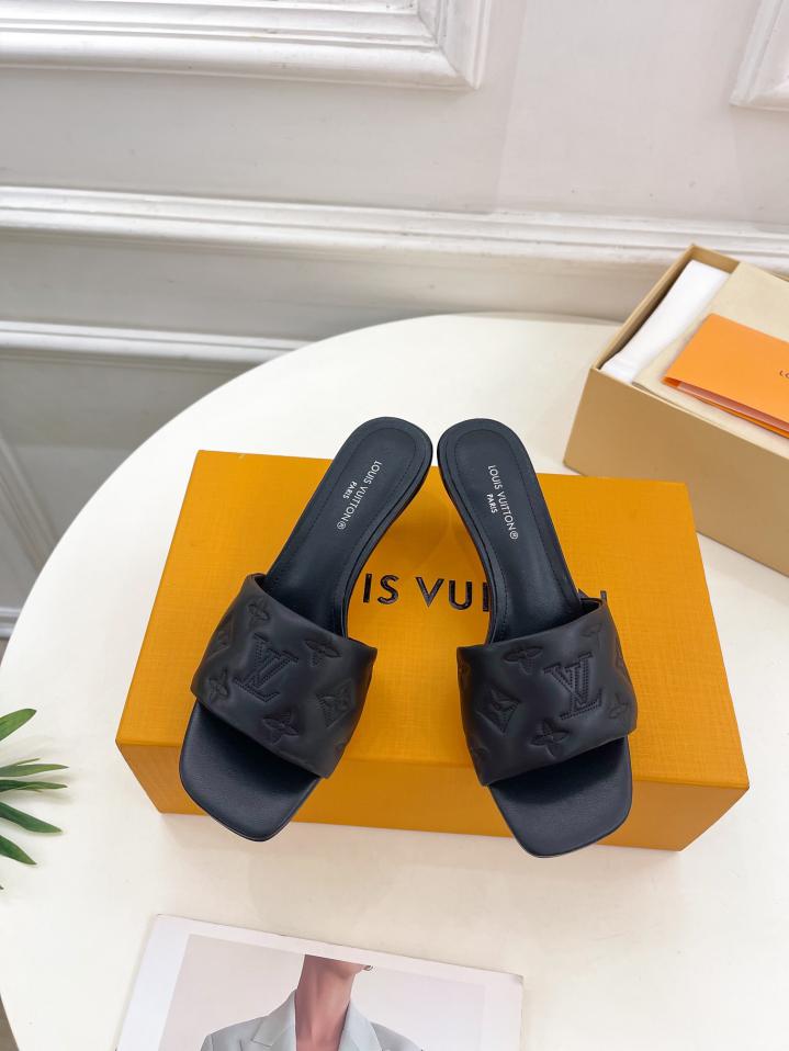 repliche,replica,perfette,siti di,affidabili,migliori siti,dove comprare,1:1,scarpe da ginnastica LOUIS VUITTON/2024/Il bancone presenta gli ultimi modelli/ repliche,replica,perfette,siti di,affidabili,migliori siti,dove comprare,1:1,scarpe da ginnastica LOUIS VUITTON/2024/Il bancone presenta gli ultimi modelli/