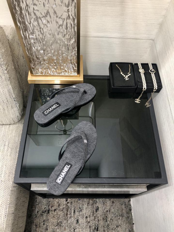 repliche,replica,perfette,siti di,affidabili,migliori siti,dove comprare,1:1,scarpe da ginnastica Pantofole in cashmere 2024 di alta qualità