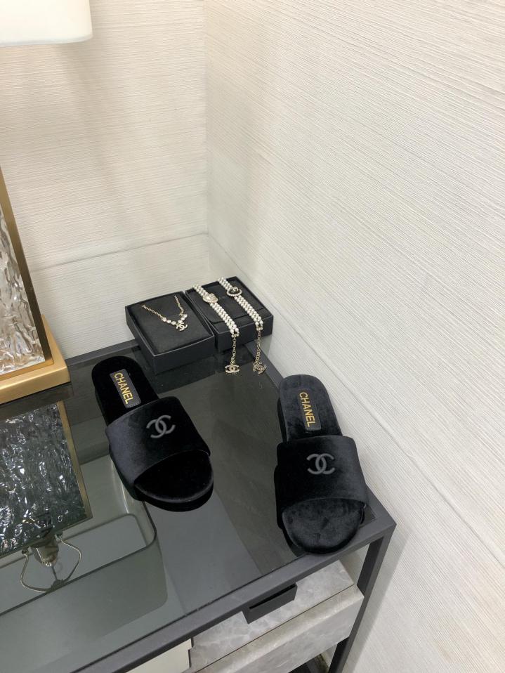 repliche,replica,perfette,siti di,affidabili,migliori siti,dove comprare,1:1,scarpe da ginnastica Pantofole in cashmere 2024 di alta qualità