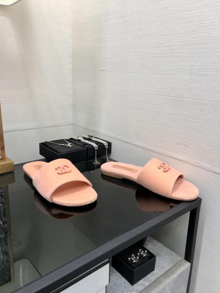 repliche,replica,perfette,siti di,affidabili,migliori siti,dove comprare,1:1,scarpe da ginnastica Pantofole in cashmere 2024 di alta qualità