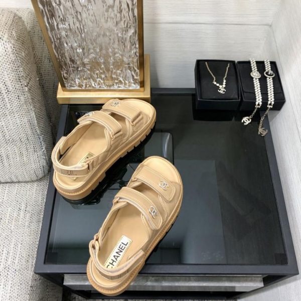 Sandali in pelliccia con velcro autunno e inverno CHANEL 2024 di alta qualità