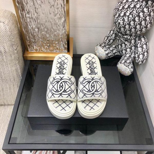 repliche,replica,perfette,siti di,affidabili,migliori siti,dove comprare,1:1,scarpe da ginnastica Ultimissime pantofole primavera ed estate CHANEL 2024 di alta qualità